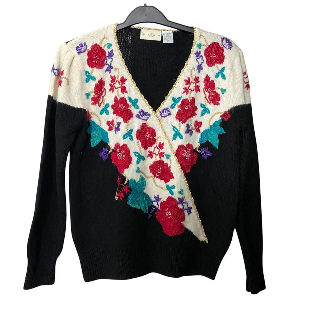 Vintage 90s Women's Sweater Jaclyn Smith Size M Draped V Neck Embroidered Beaded